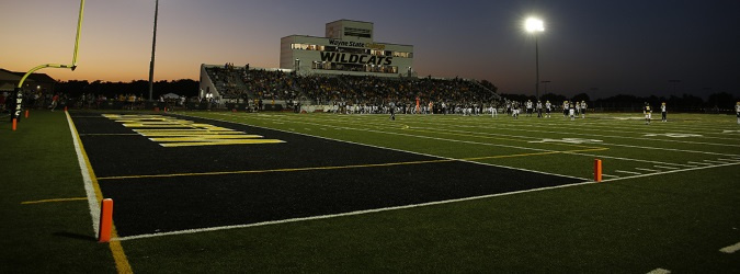 Wayne State College - Football Camps